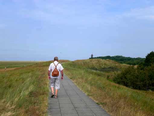 Deich in Sankt-Peter-Ording an der Nordsee.